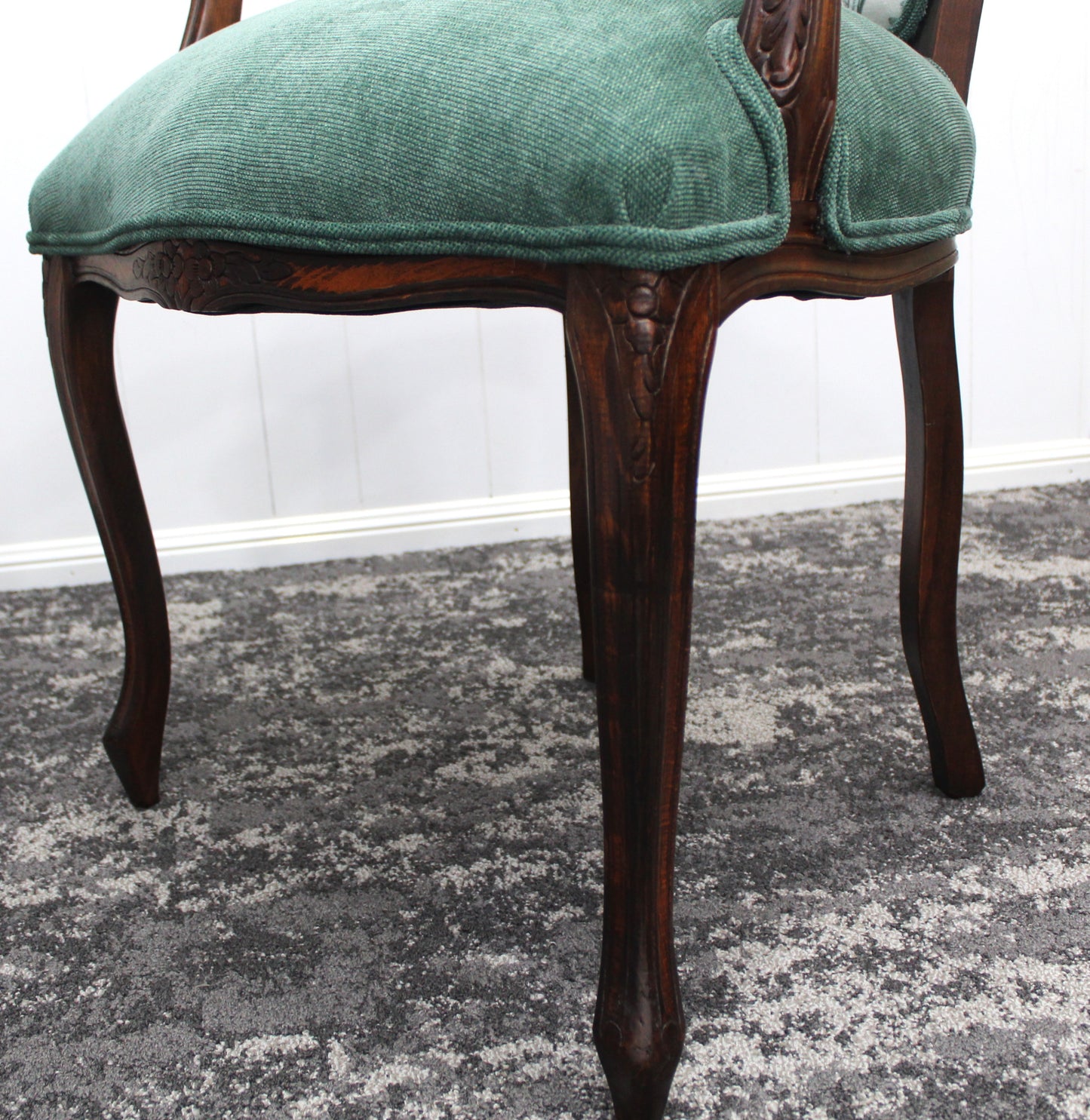 Timber Solid Frame Victorian Chair