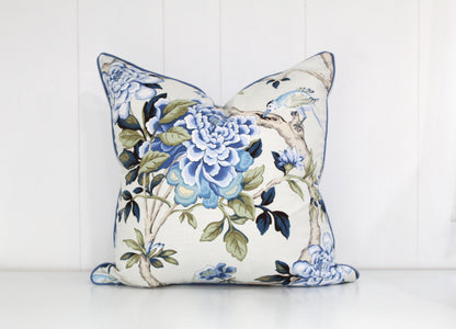 Waverly Mudan Porcelain Blue cushion