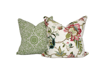Geometric Printed Feature cushion cover.
