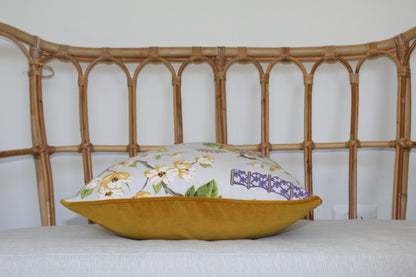 Chinoiserie Young Lady Cushion covers